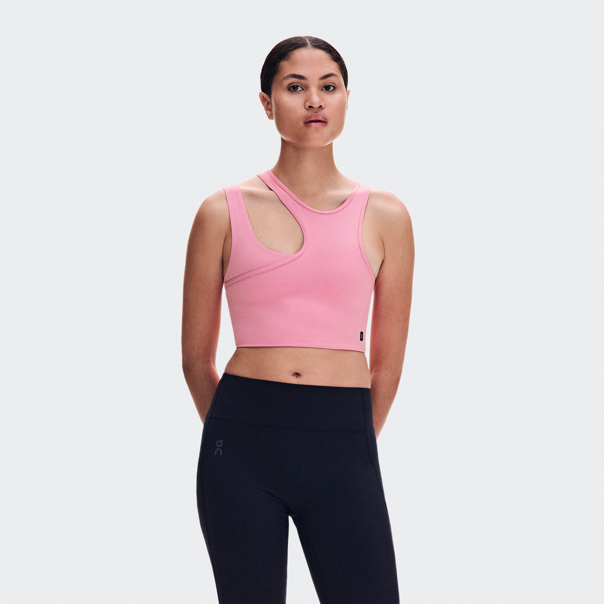 Studio Asymmetric Crop